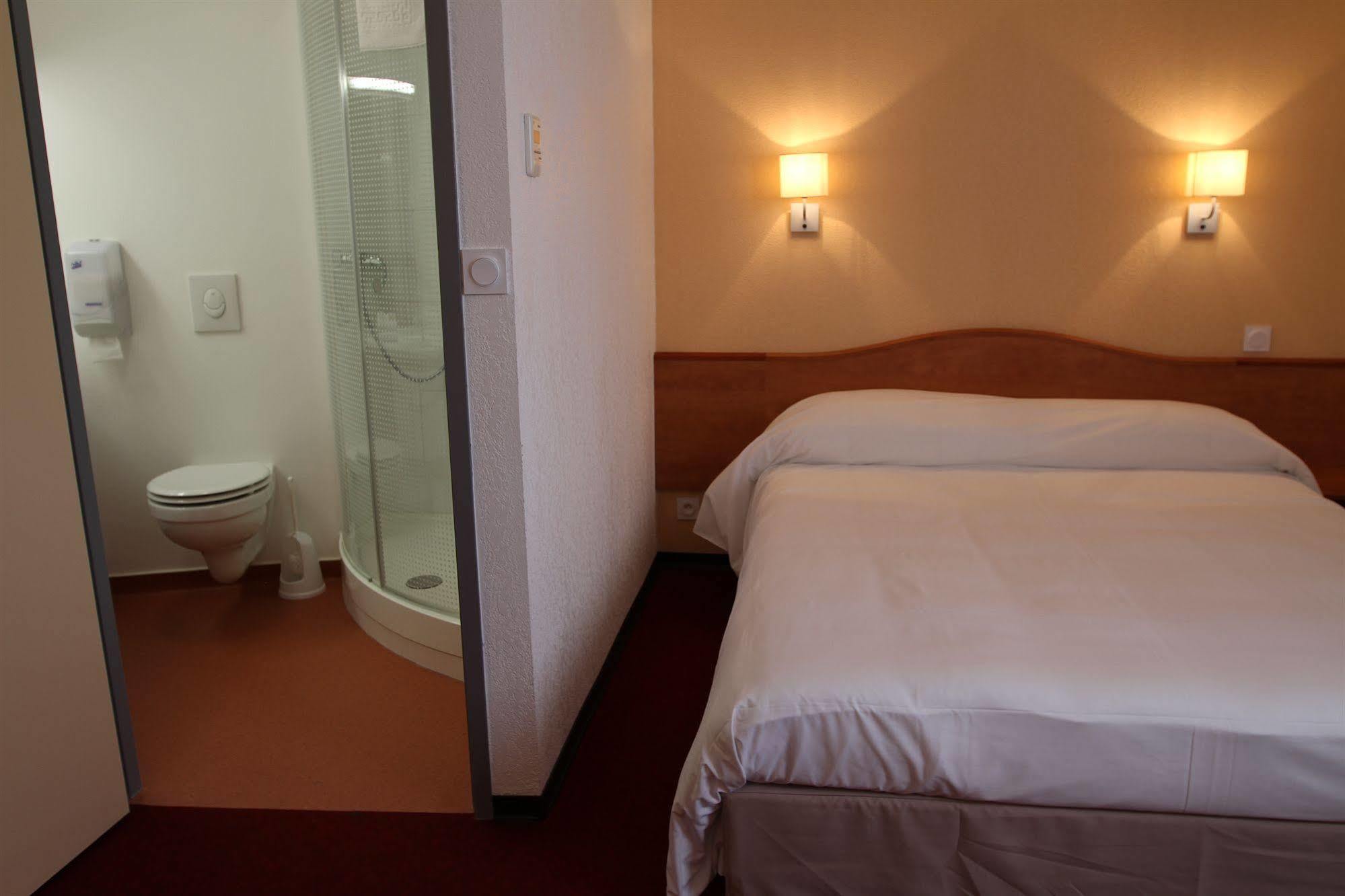 Brit Hotel Confort Villeneuve Sur Lot ビア エクステリア 写真